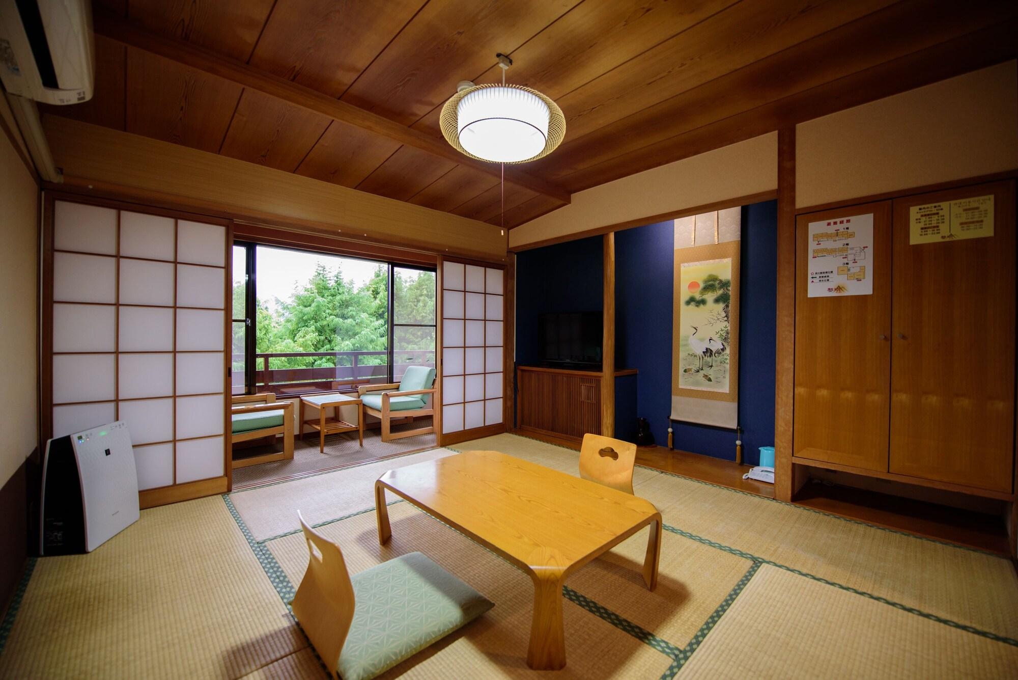 료칸 여명 旅館 黎明 Ryokan Reimei Юфу Екстер'єр фото