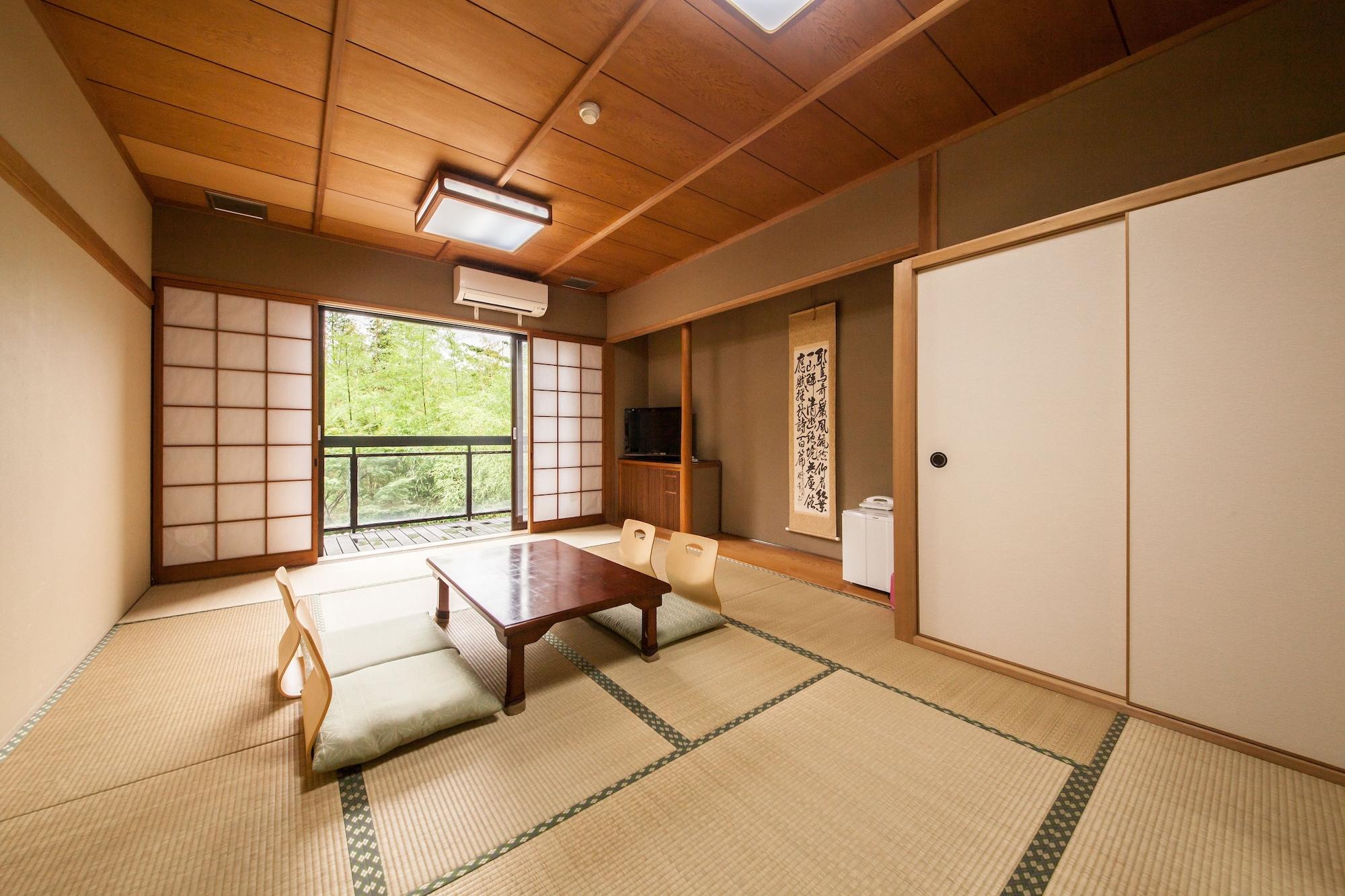료칸 여명 旅館 黎明 Ryokan Reimei Юфу Екстер'єр фото